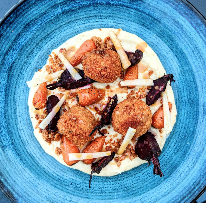 bolitas de salchichas con verduritas asadas