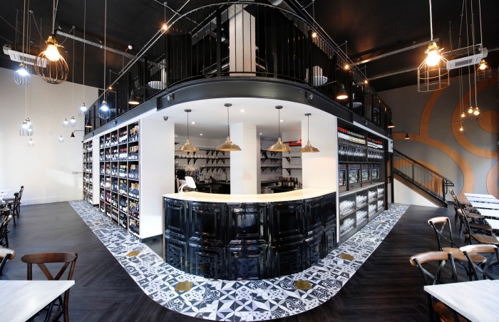 Salut Wines - St Peter's Square