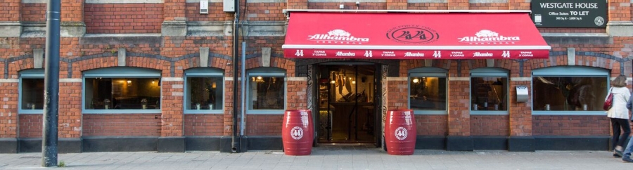 Bar 44 tapas y copas, Cardiff